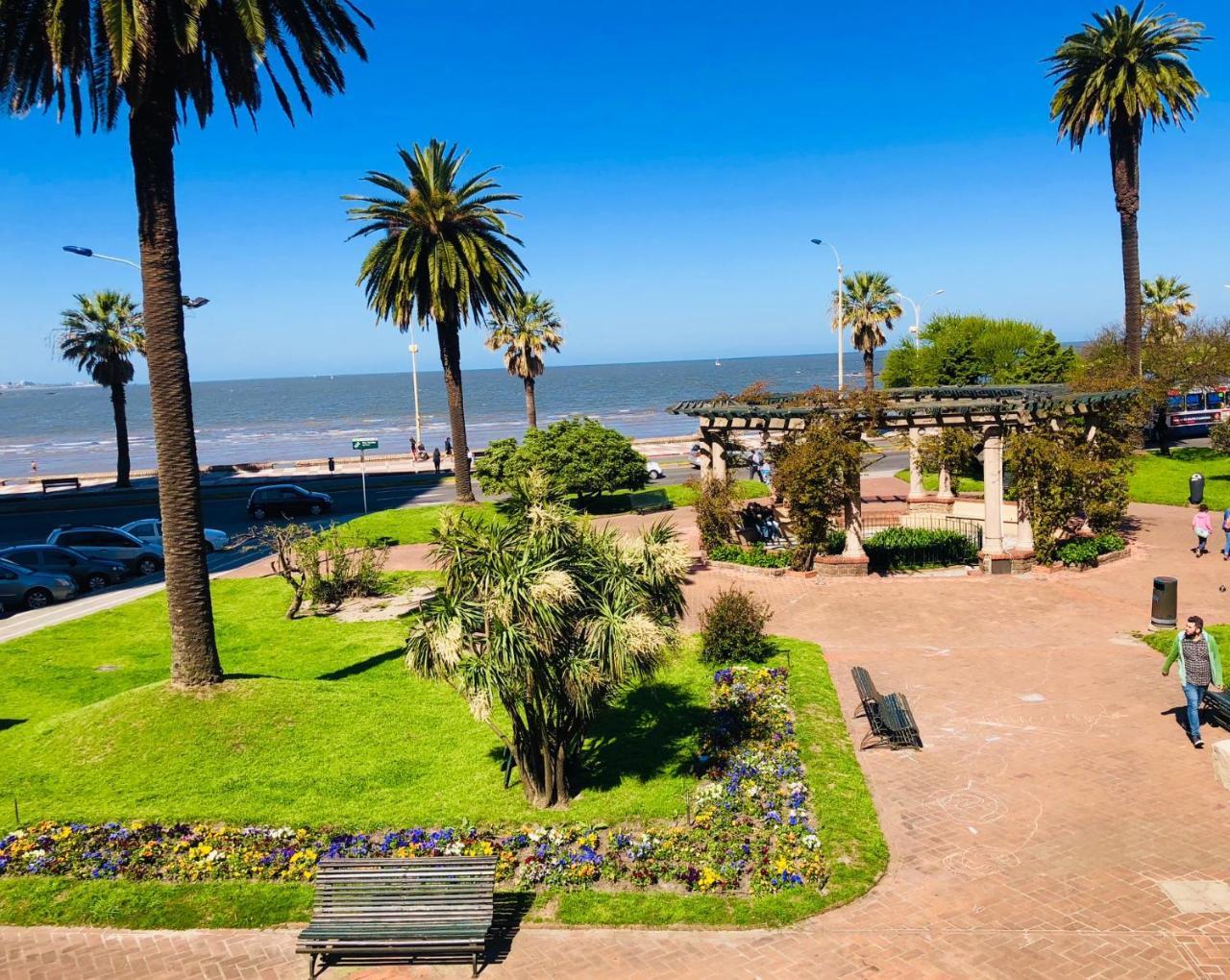 Luz In You Montevideo Luaran gambar